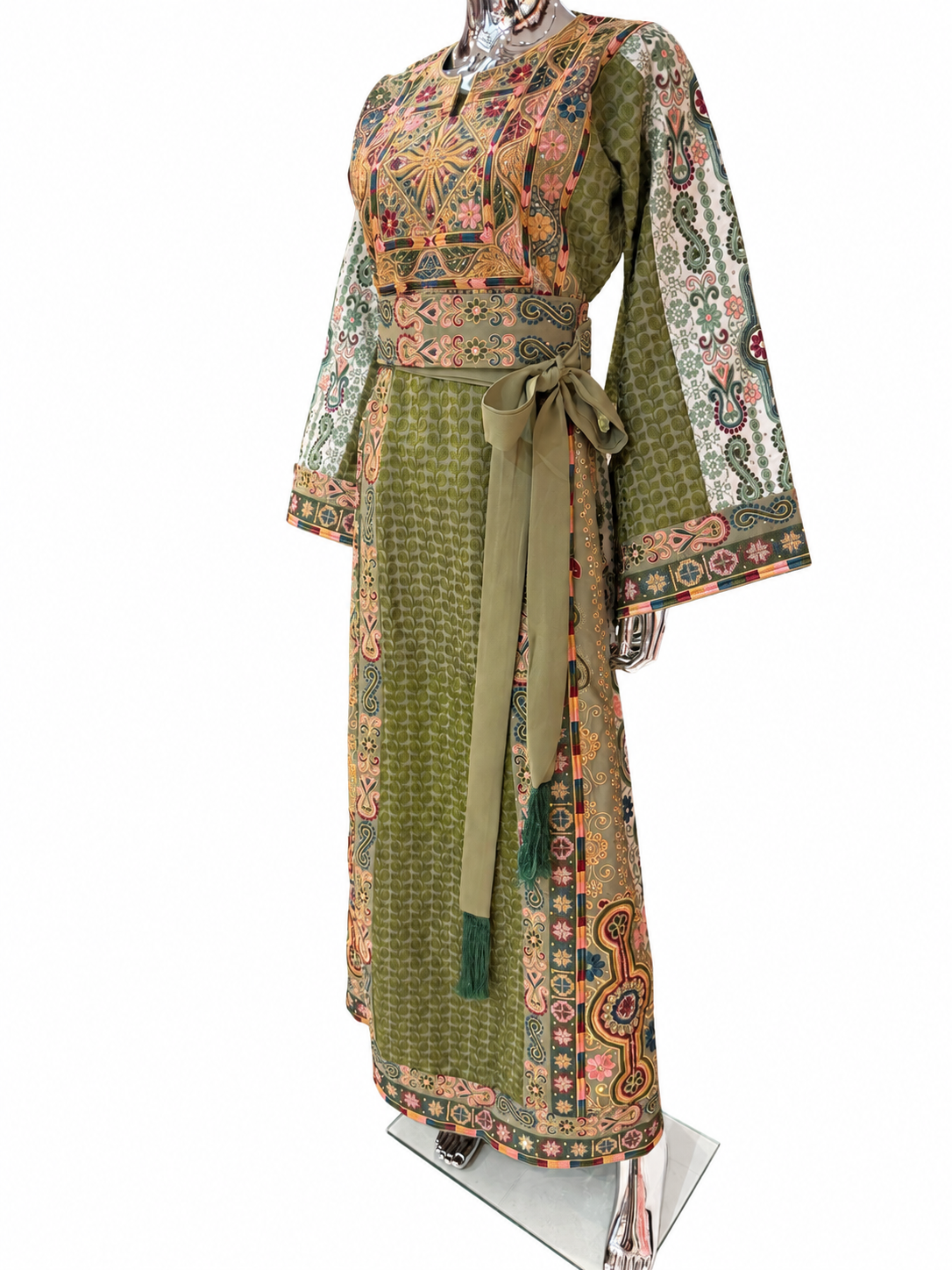 Elegant Olive Blossom Thobe