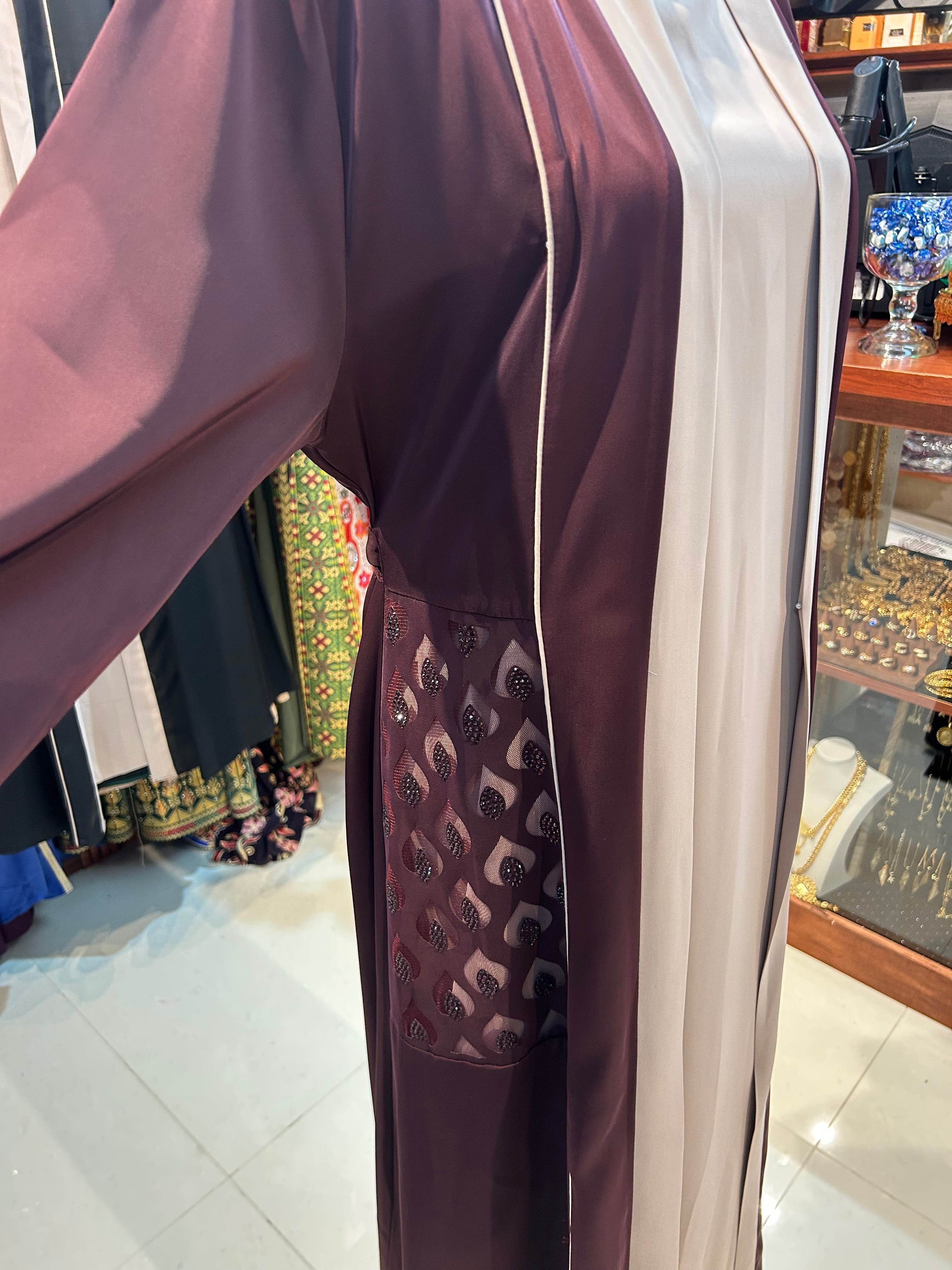 Elegant 2-Piece Abaya