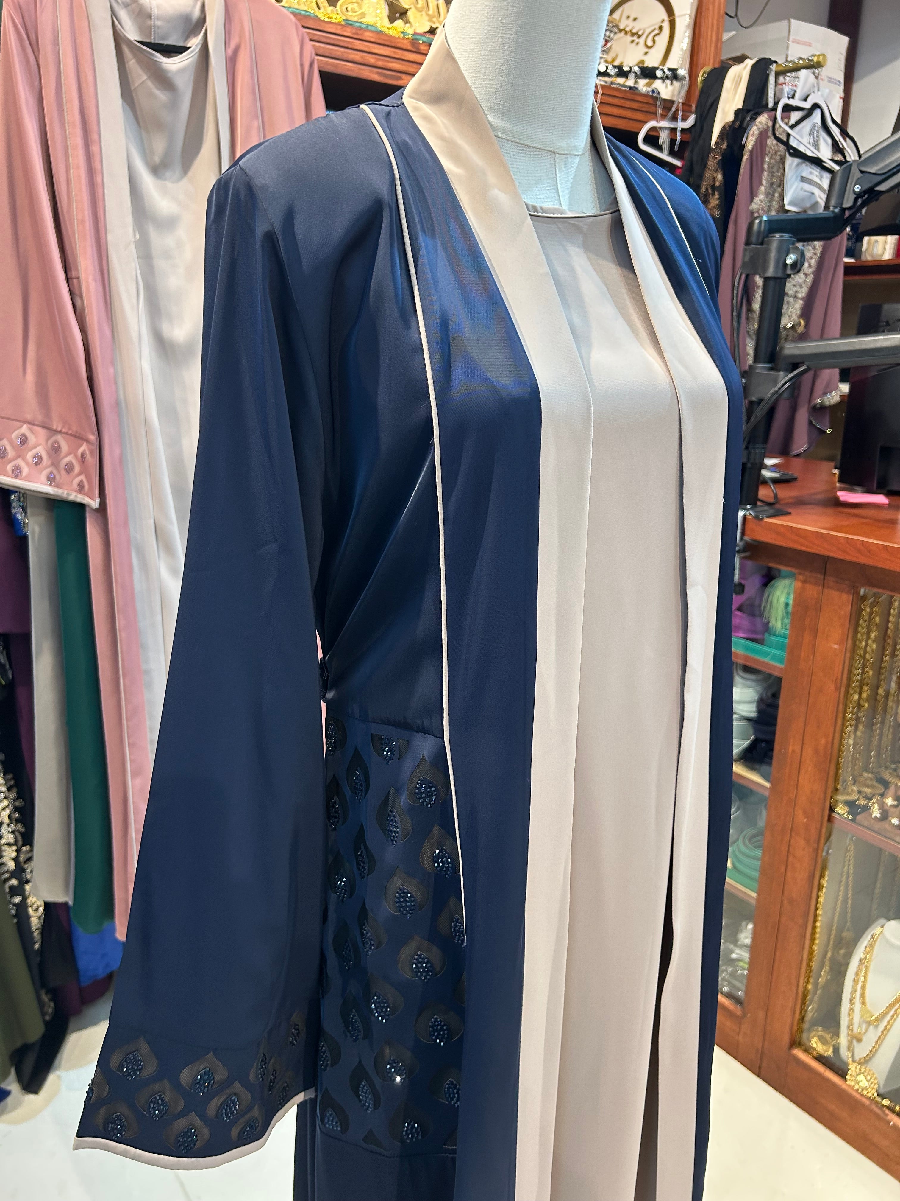 Elegant 2-Piece Abaya