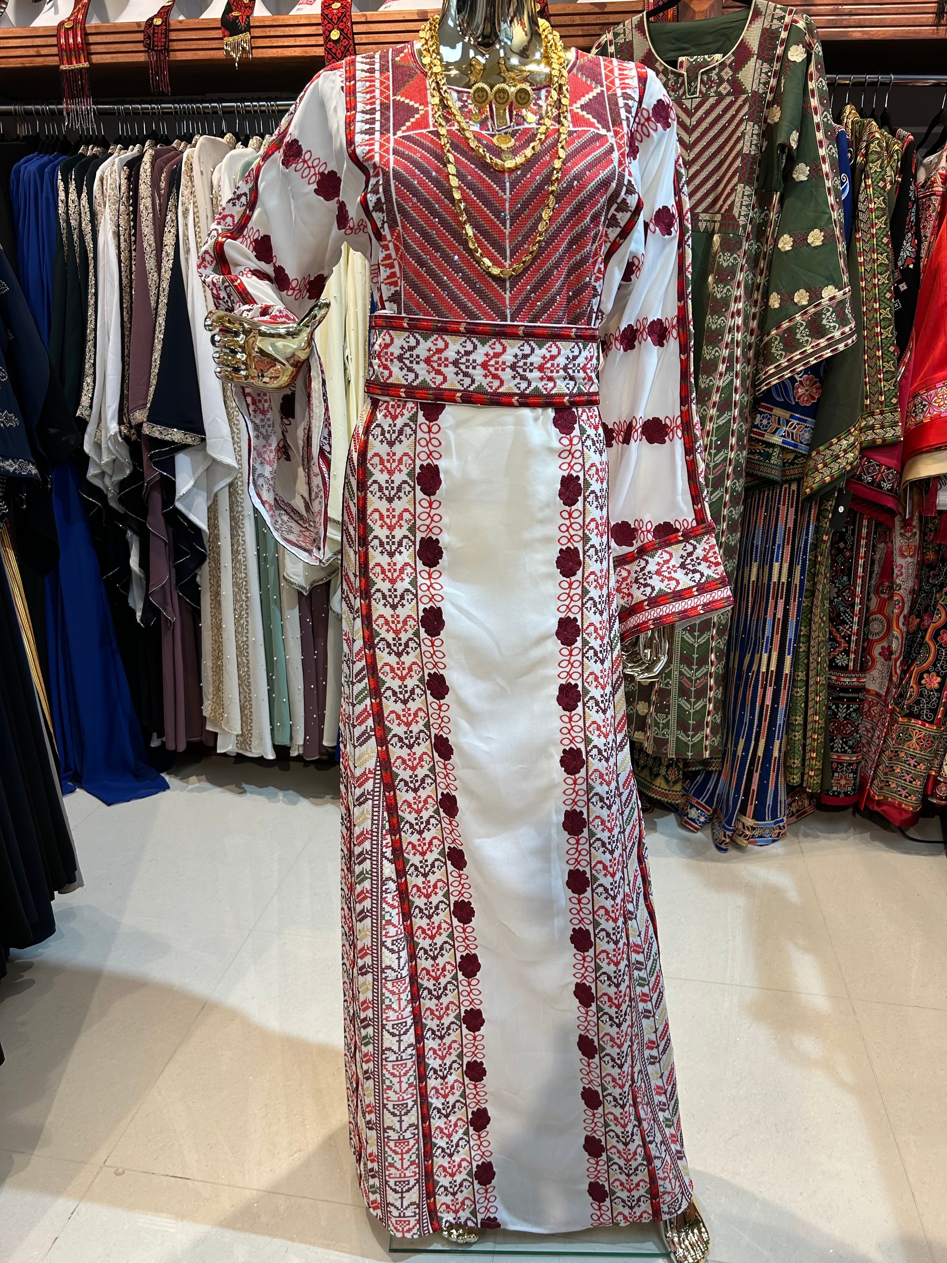 Elegant White Thobe W/ Flowers