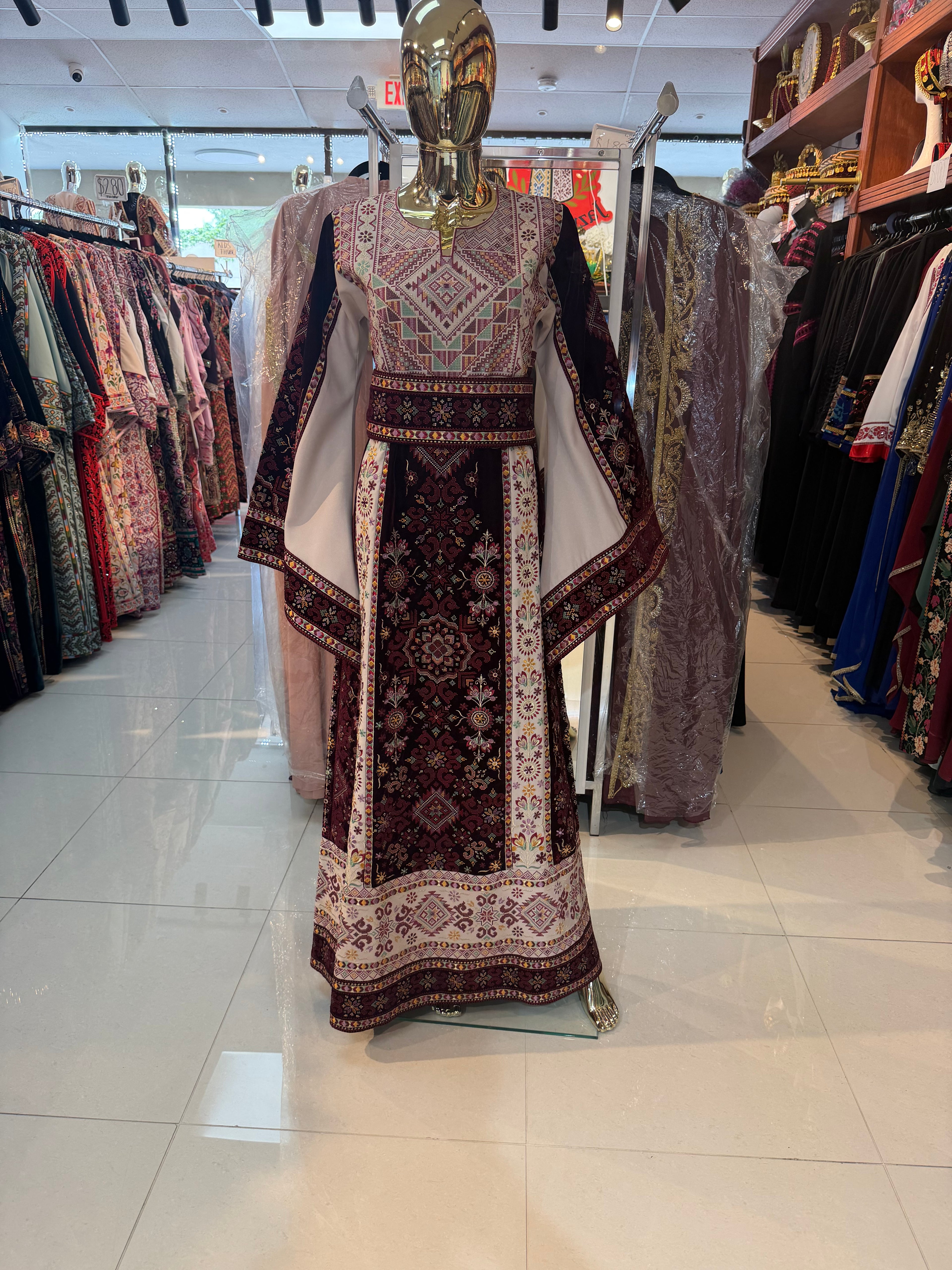 Elegant Burgandy Velvet Thobe