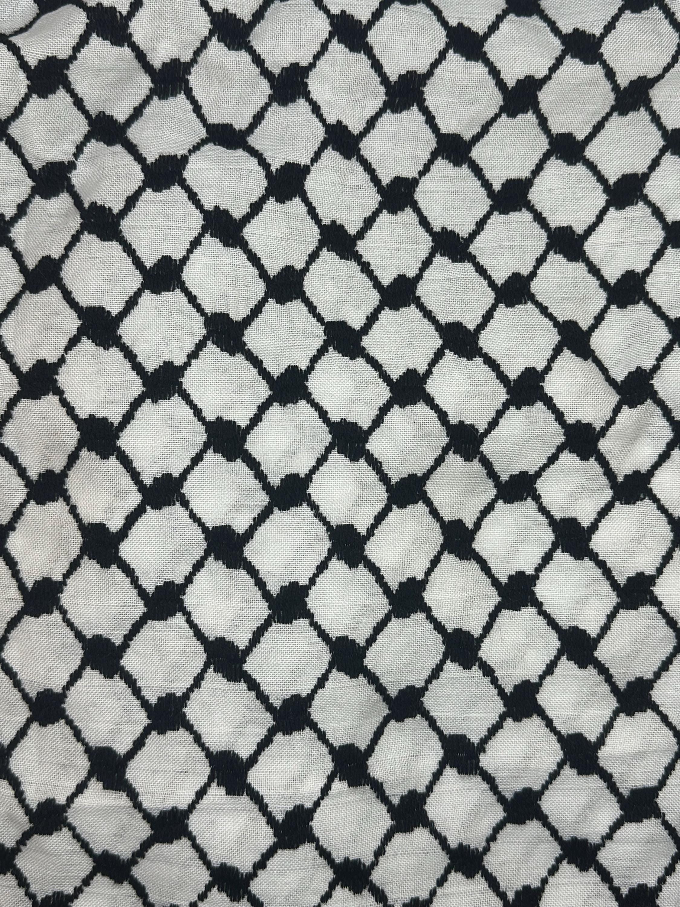 Traditional Palestinian Keffiyeh/Hattah/shemagh scarf made in Jordan with tassel made for Men & Women worn as a head scarf