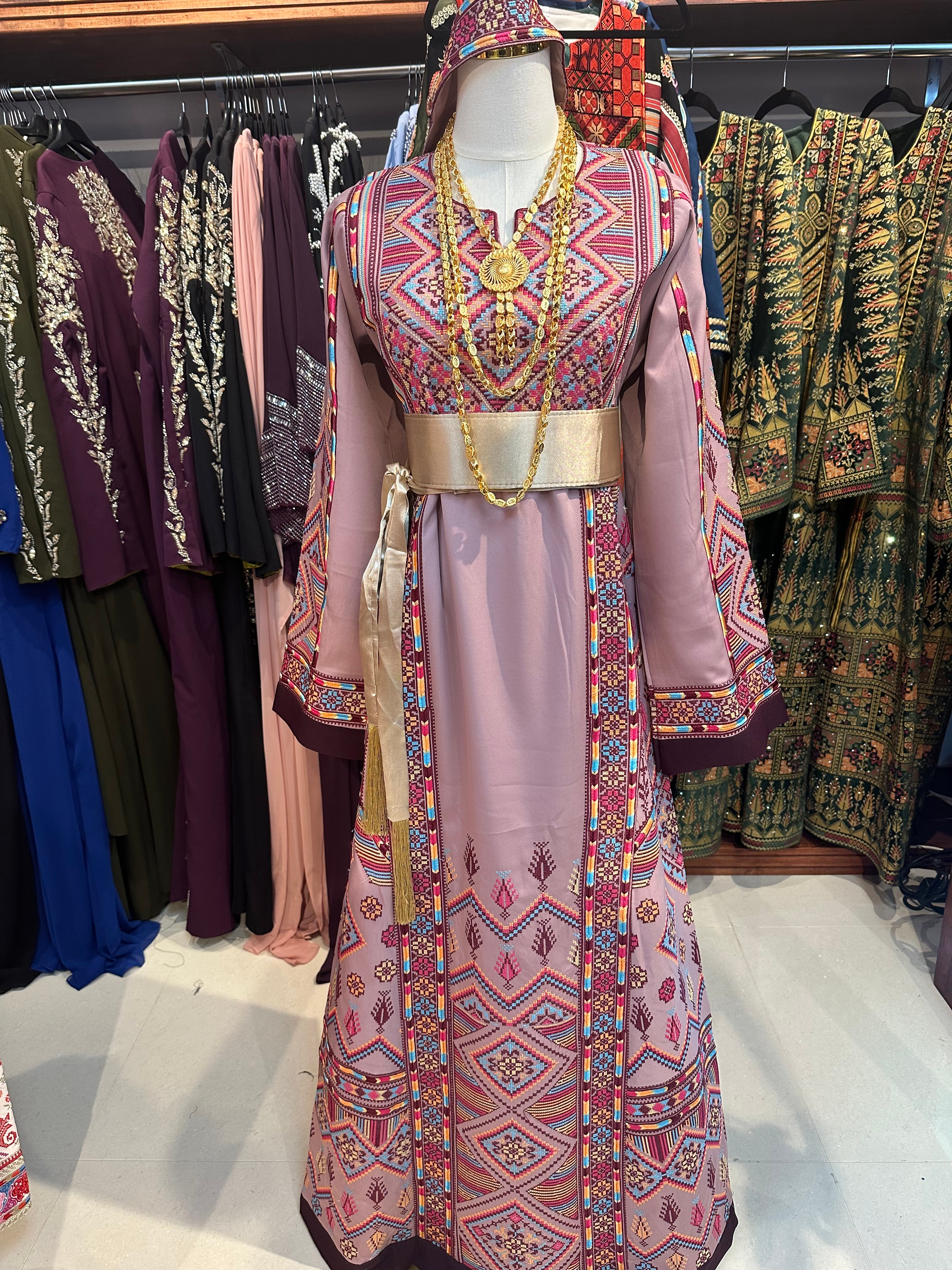 Elegant Pink Thobe