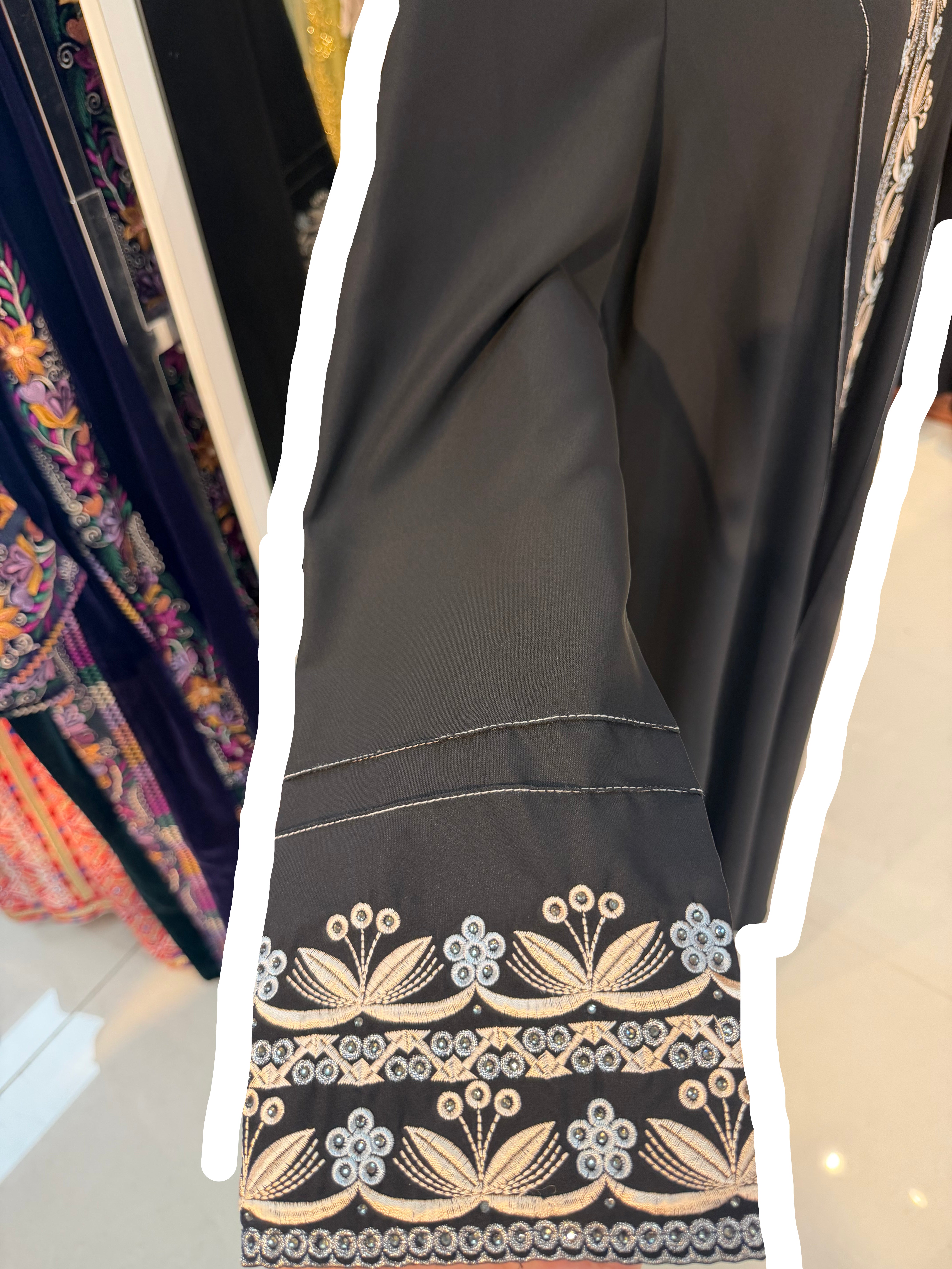Elegant Black & Tan 2-Piece Abaya