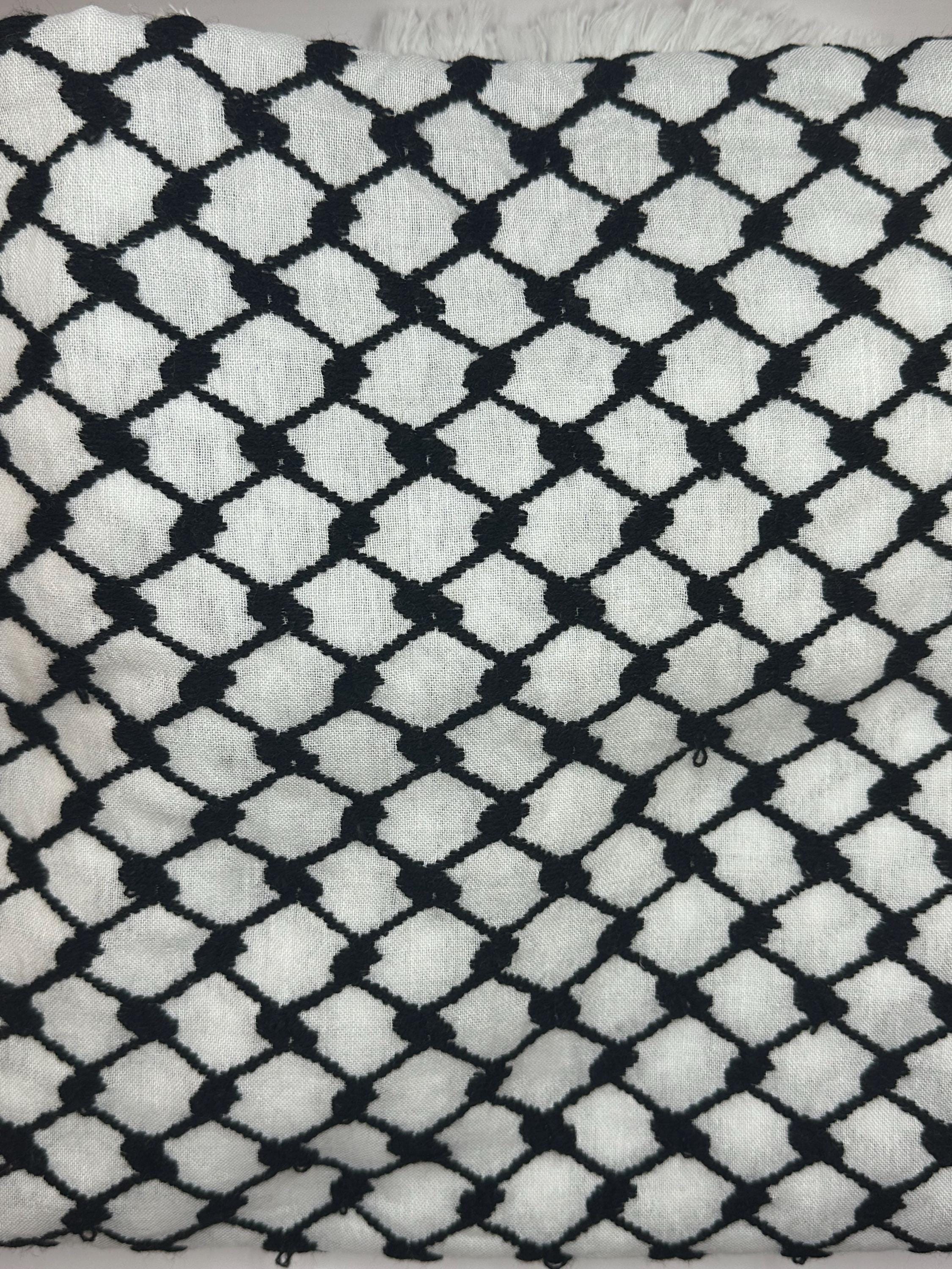 Traditional Palestinian Keffiyeh/Hattah/shemagh scarf made in Jordan with tassel made for Men & Women worn as a head scarf