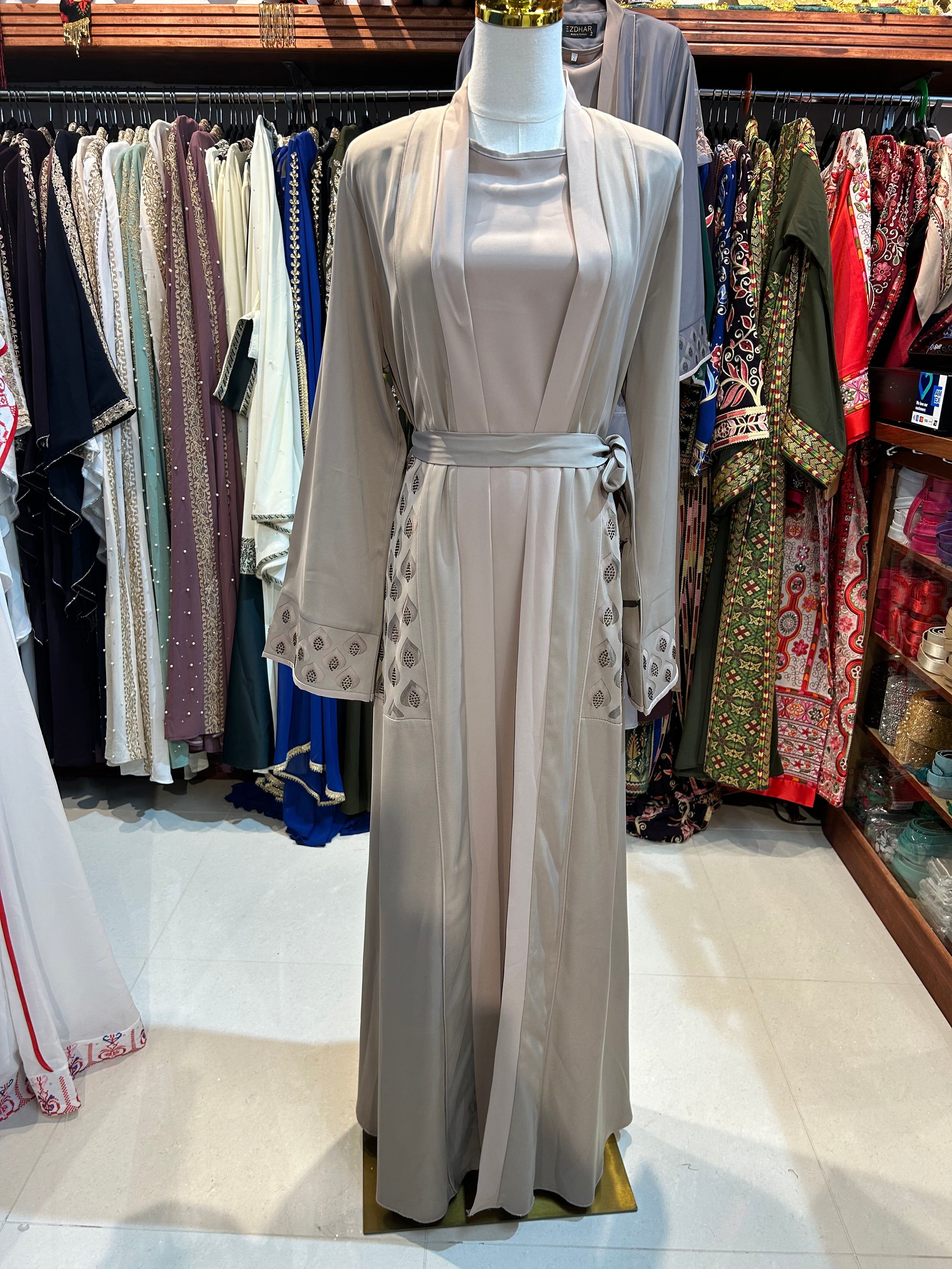 Elegant 2-Piece Abaya