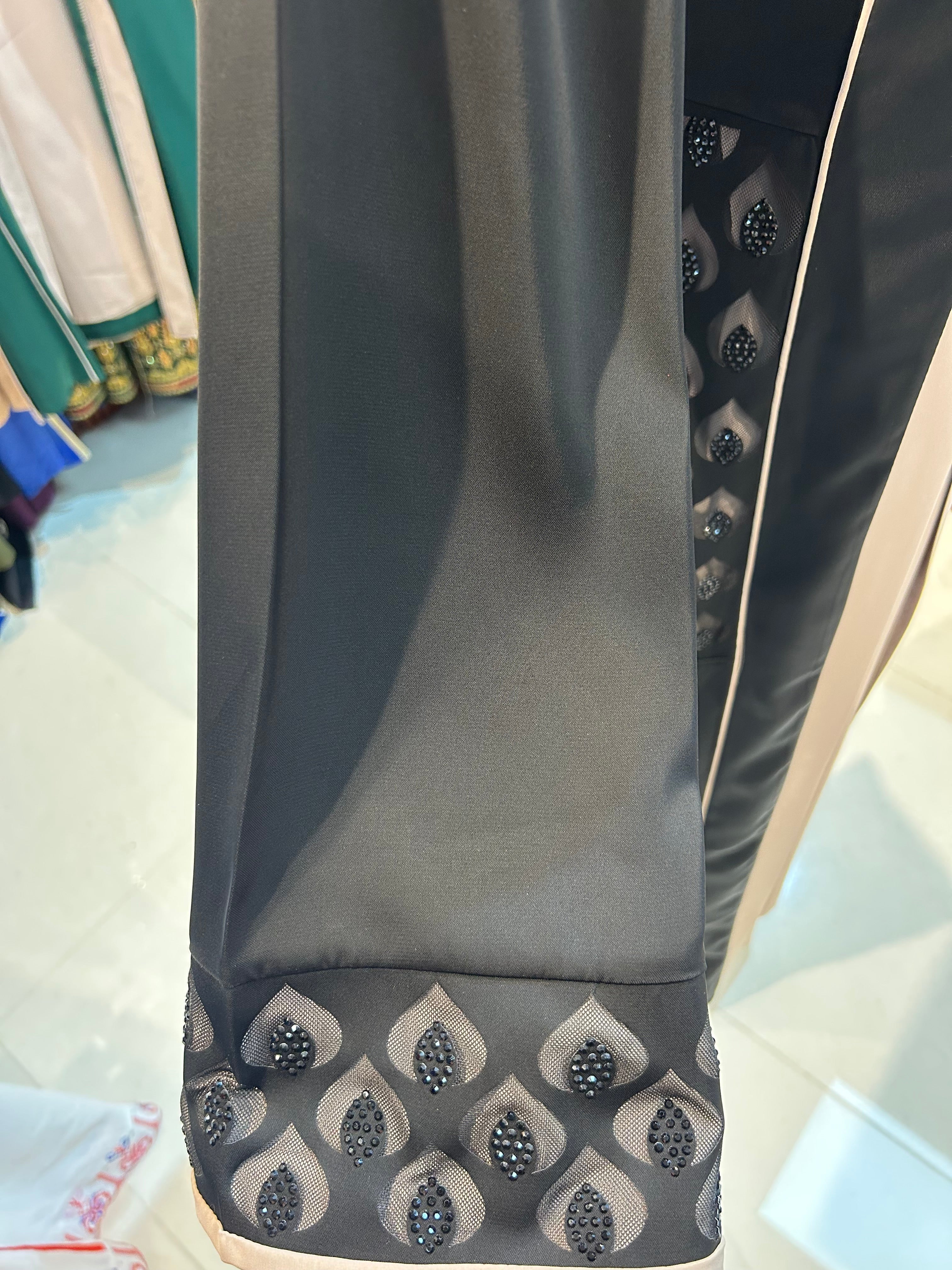 Elegant 2-Piece Abaya