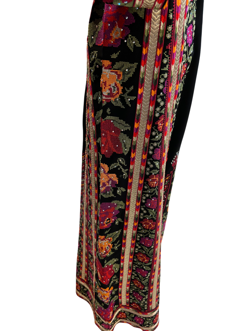 Elegant Black Rose Thobe