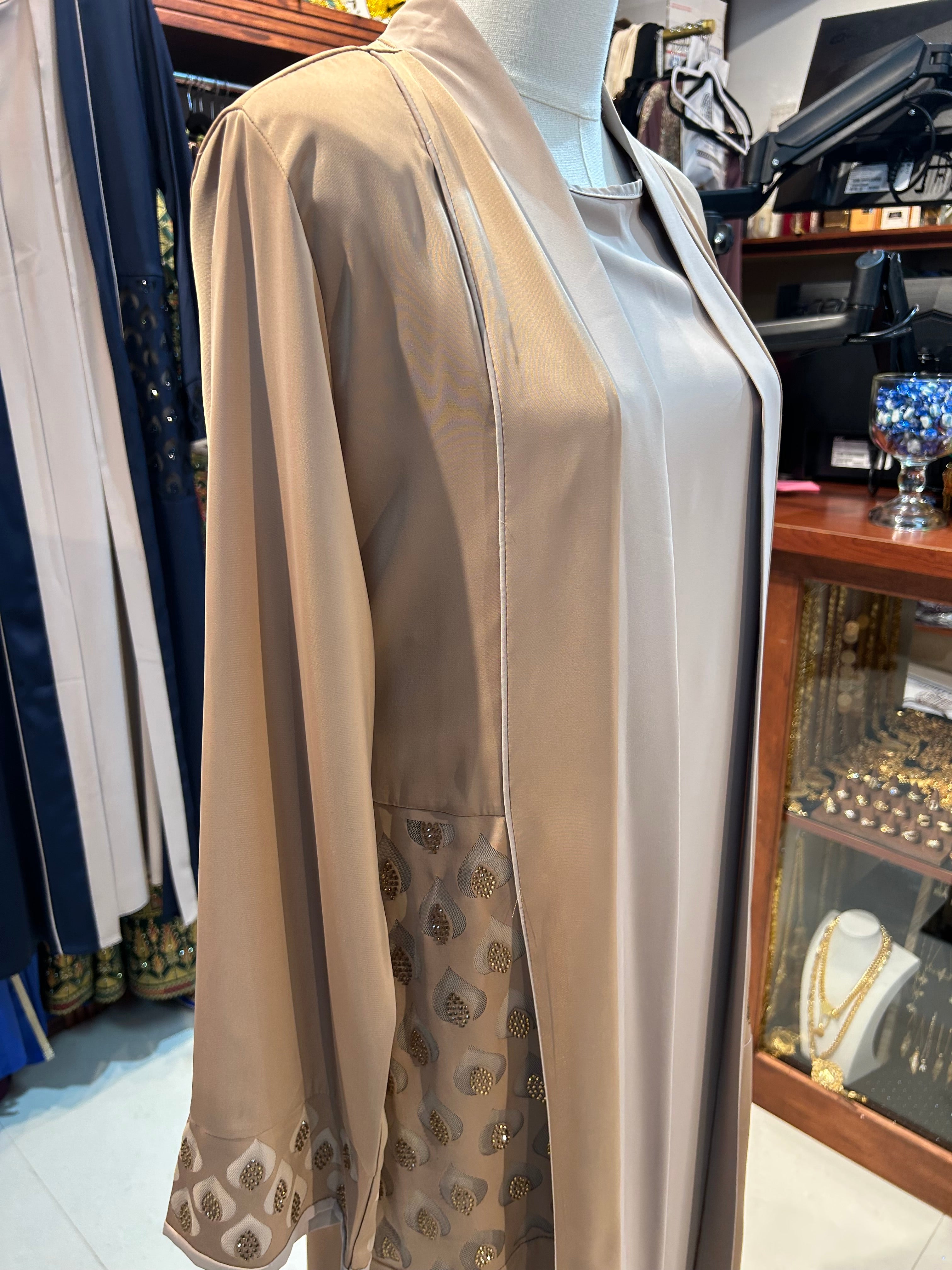 Elegant 2-Piece Abaya