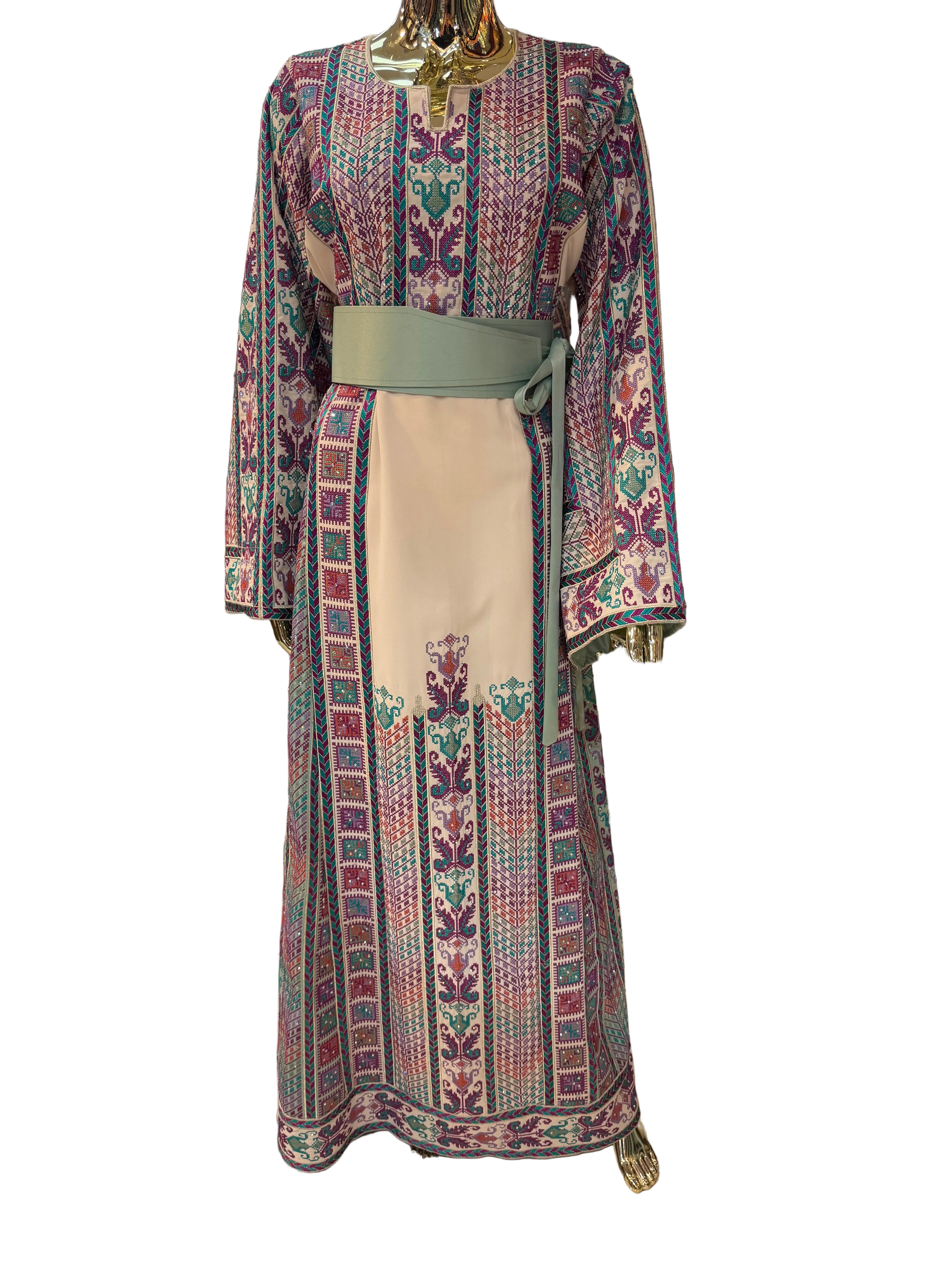 Lavender Embroidered Thobe