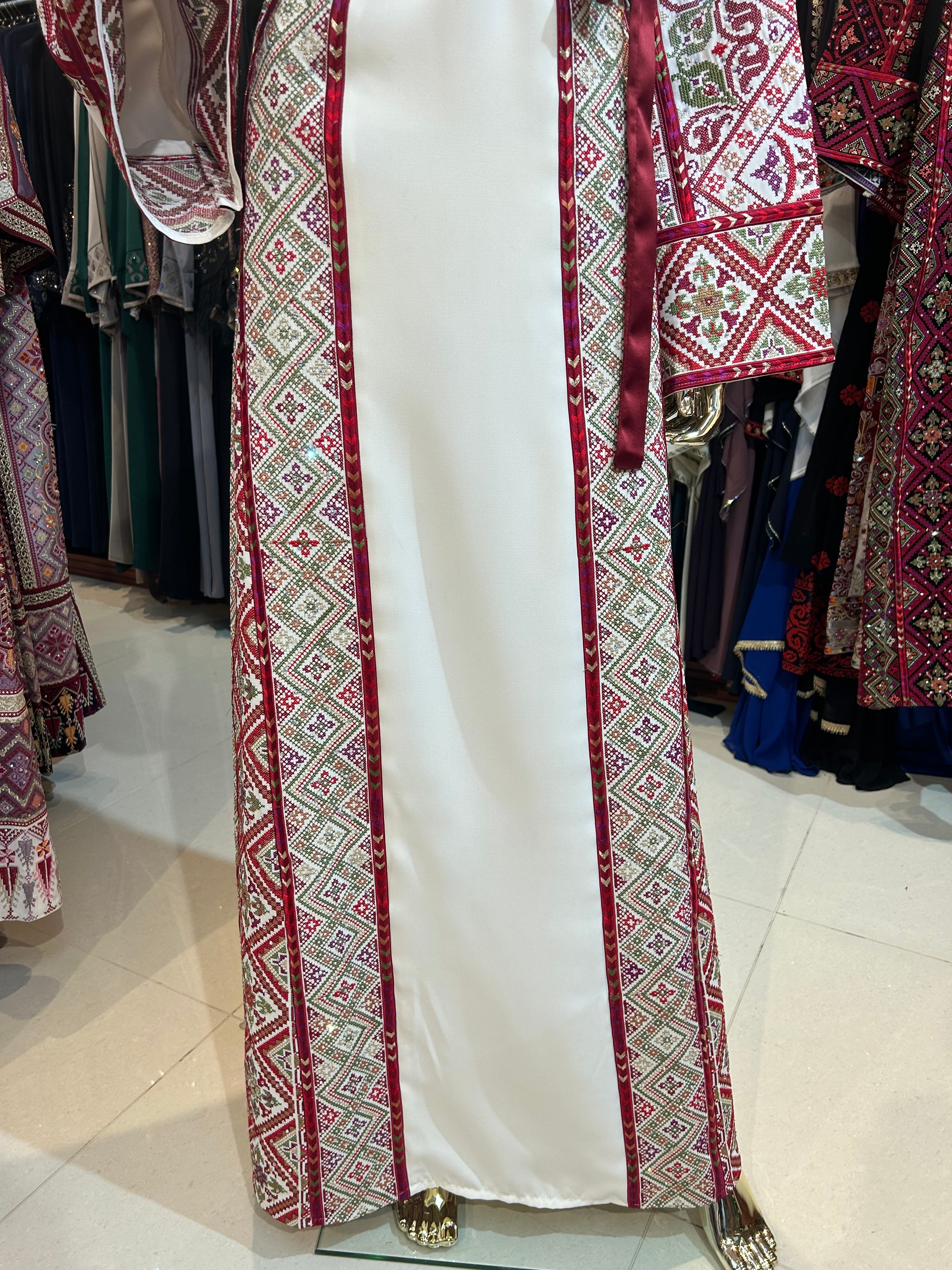 Elegant Red & White Thobe