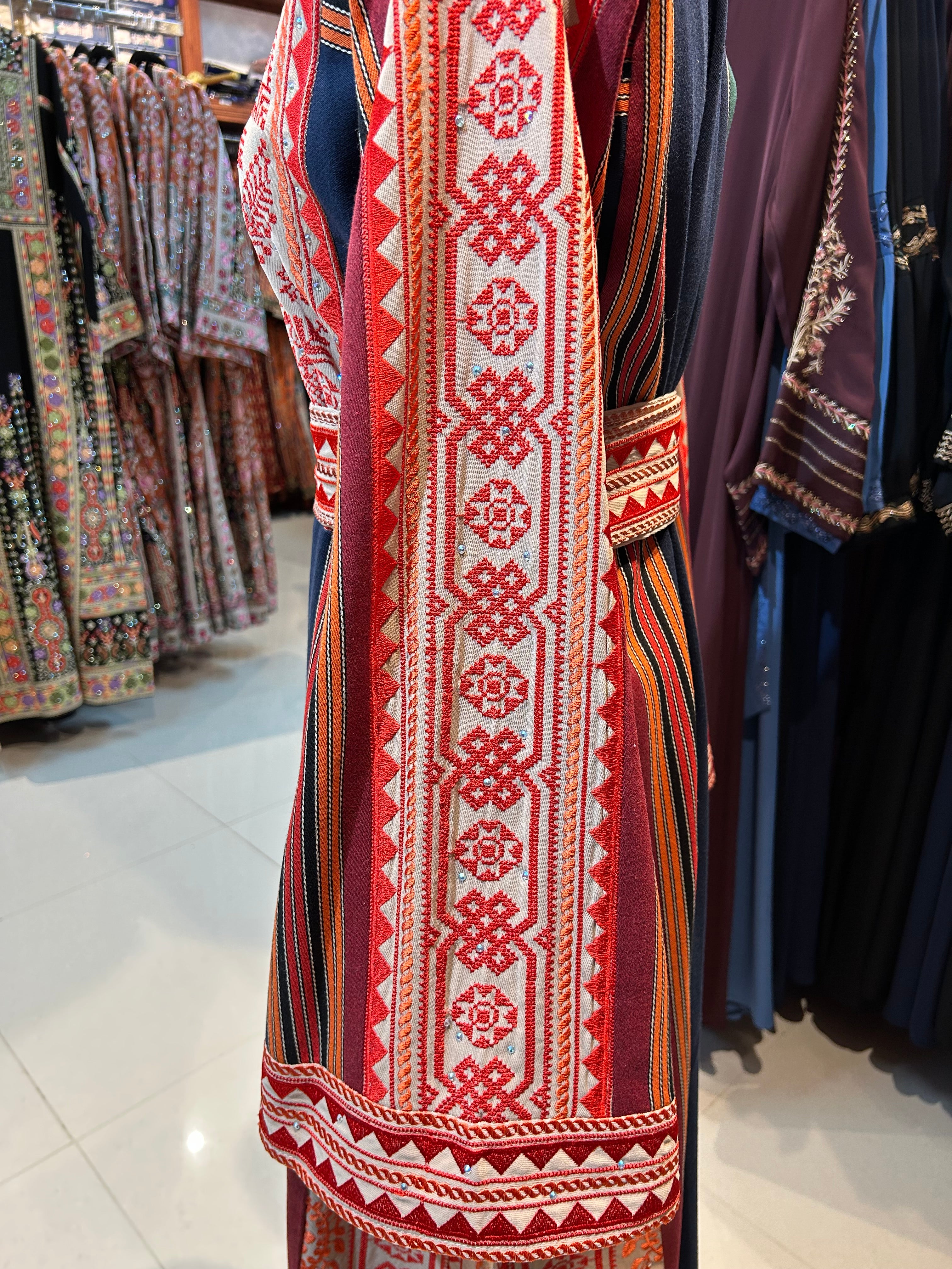 Elegant Dark Blue W/Red Thobe