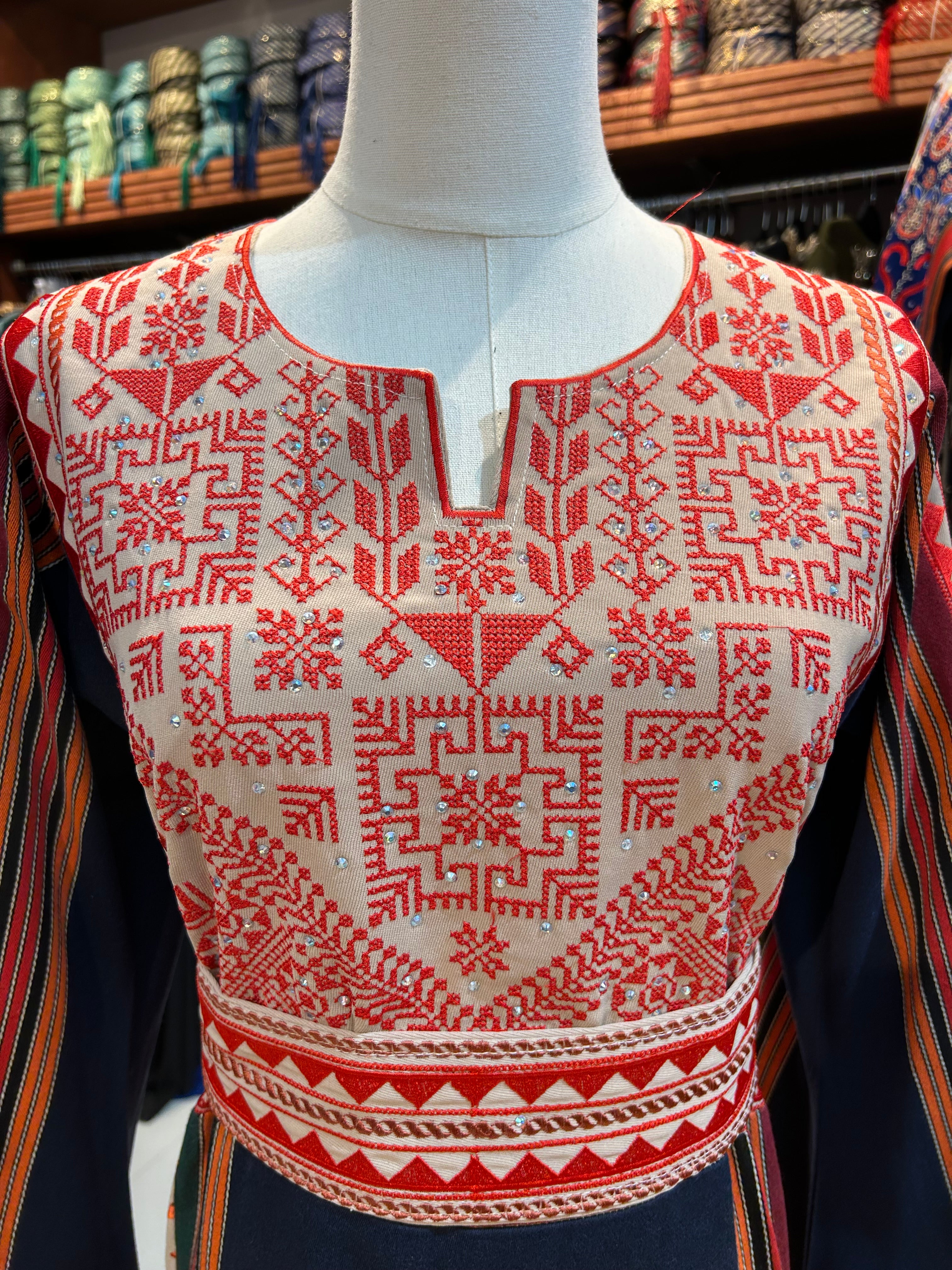 Elegant Dark Blue W/Red Thobe