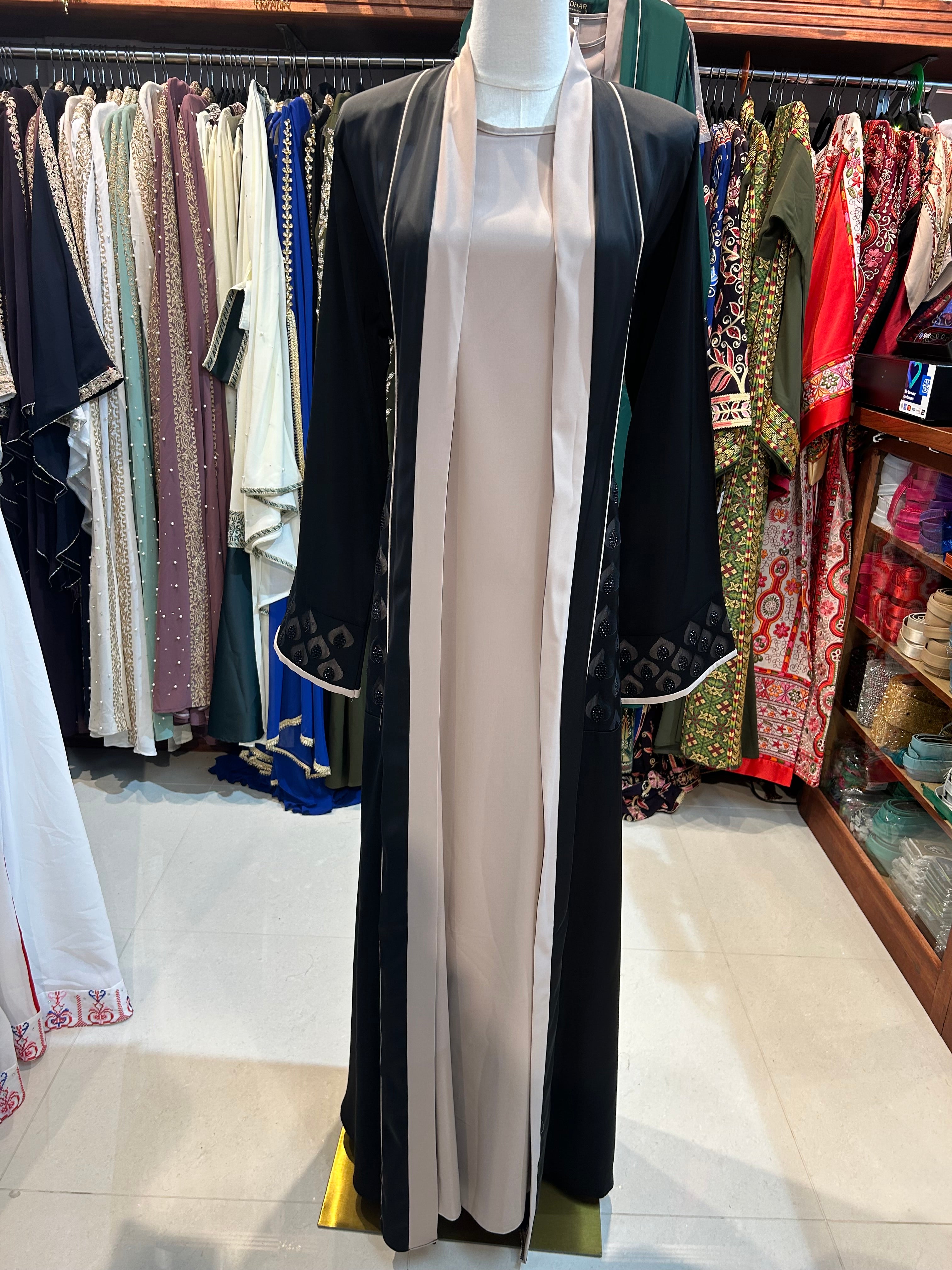 Elegant 2-Piece Abaya