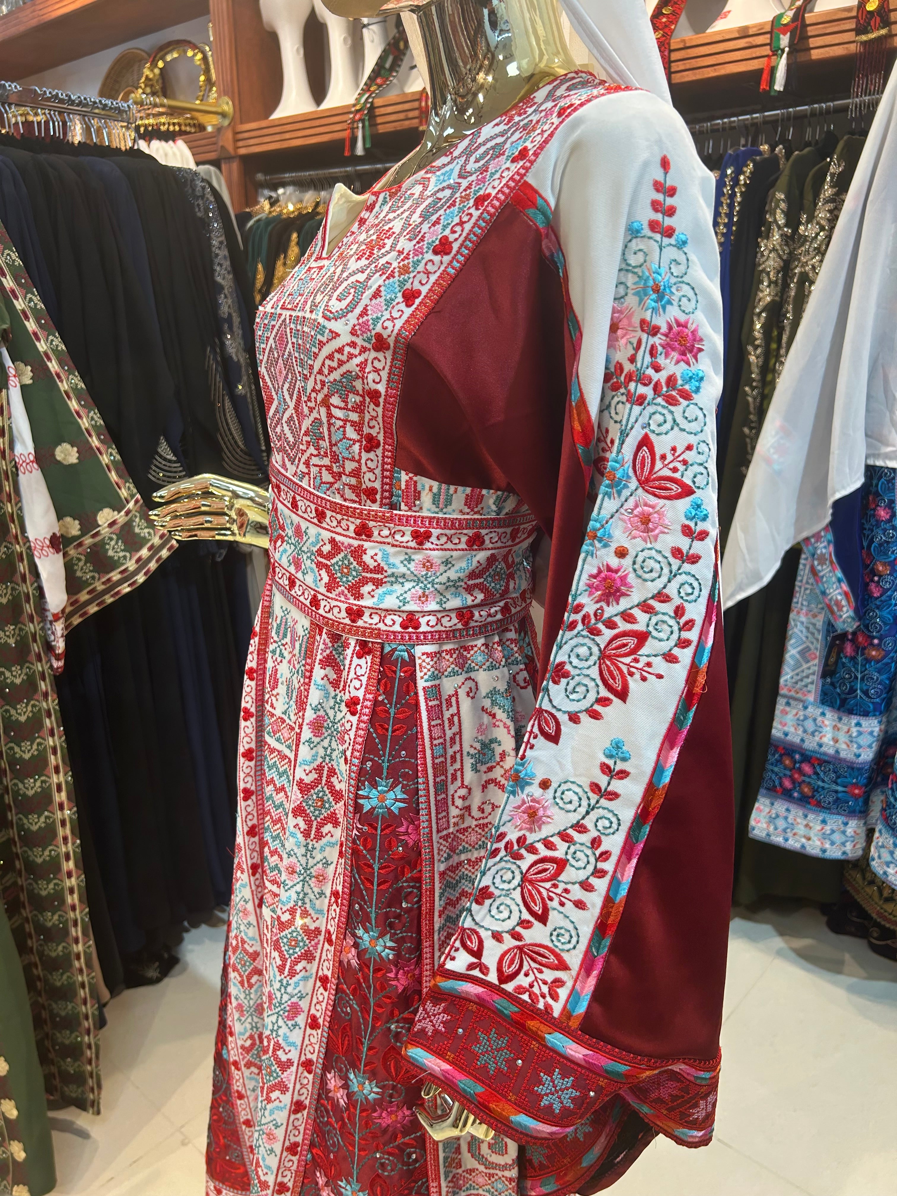 Mixed Colored Red Thobe