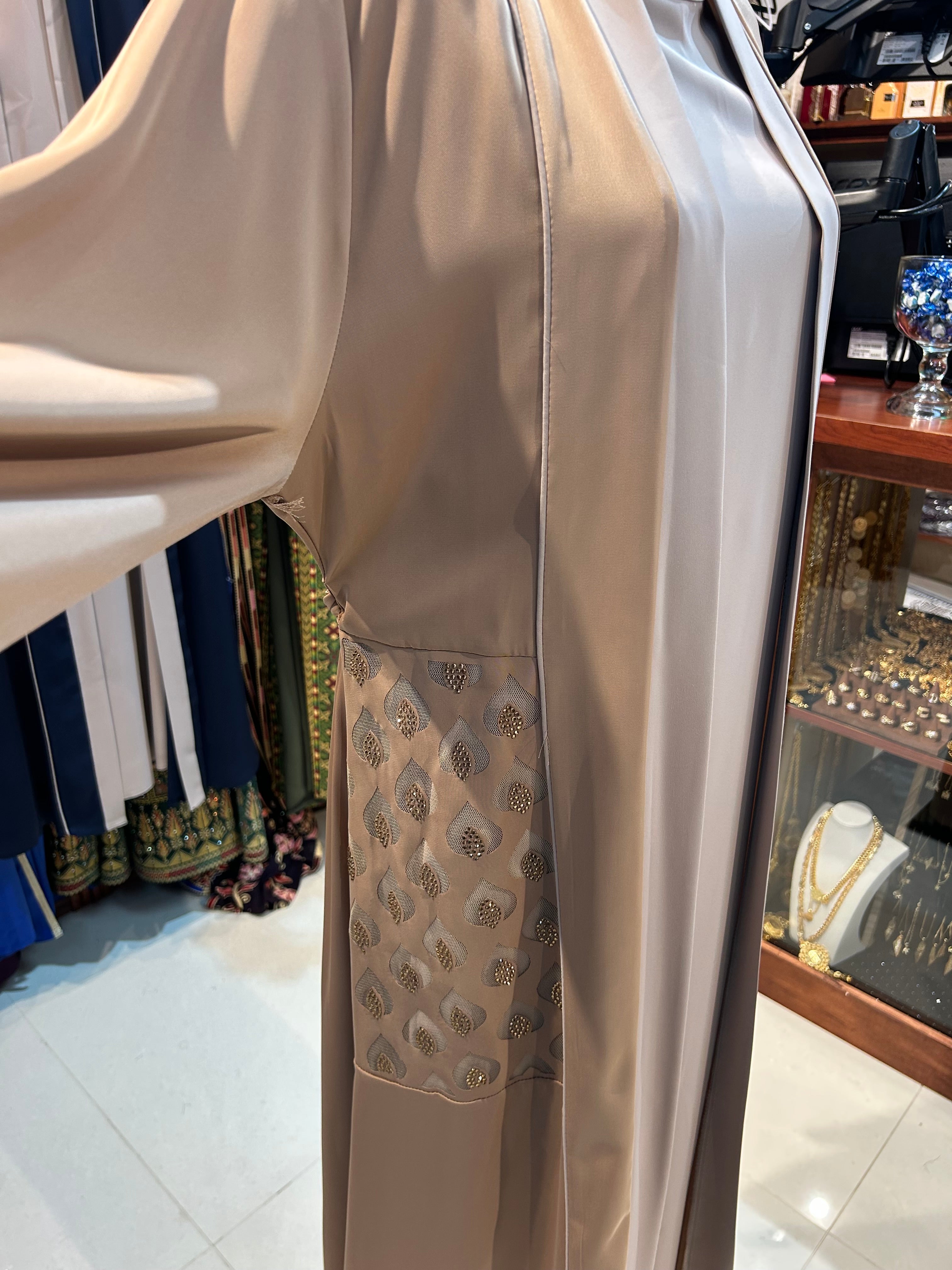 Elegant 2-Piece Abaya