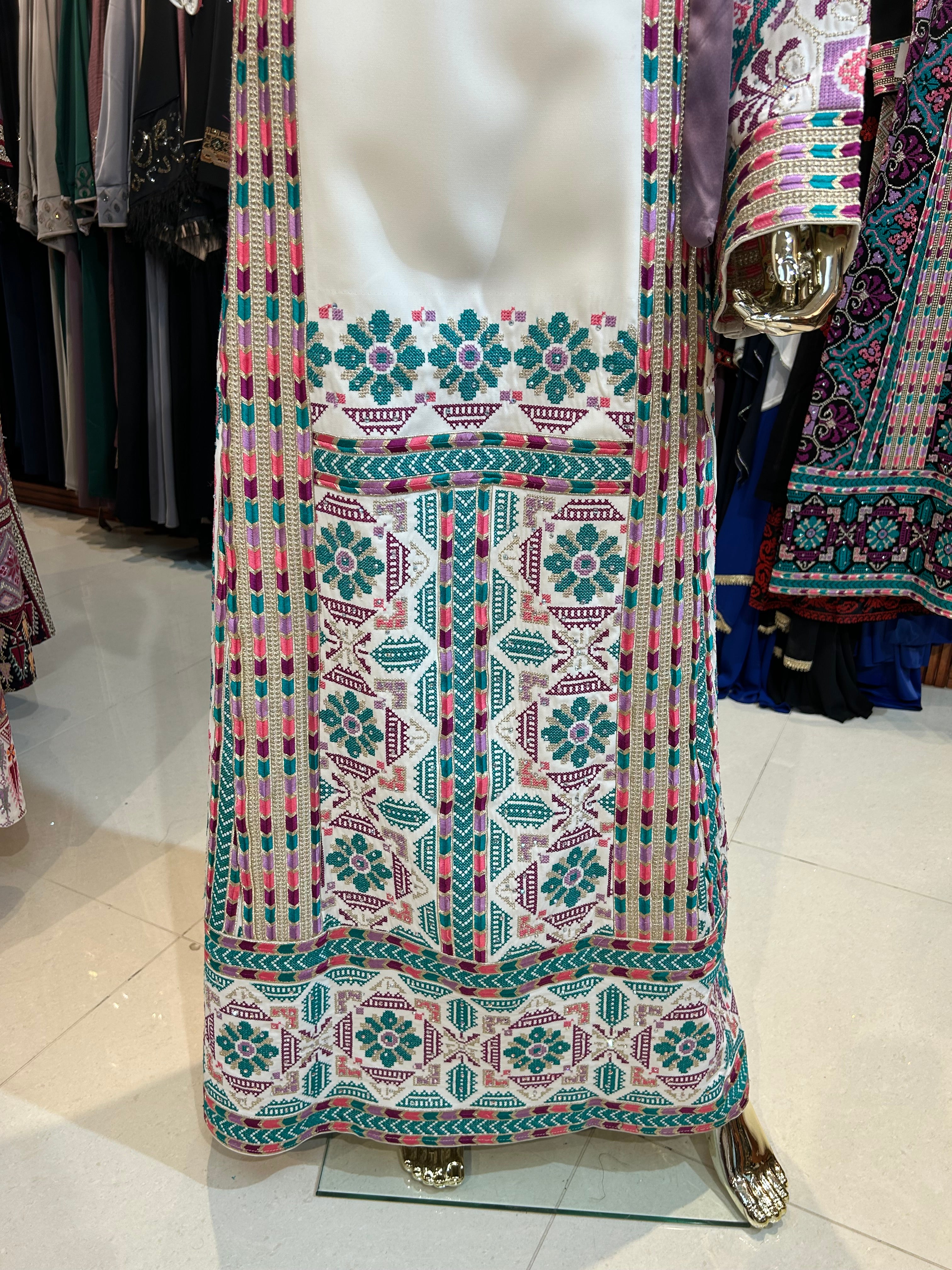 Elegant White & Blue Thobe