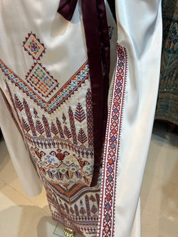 Elegant White Thobe