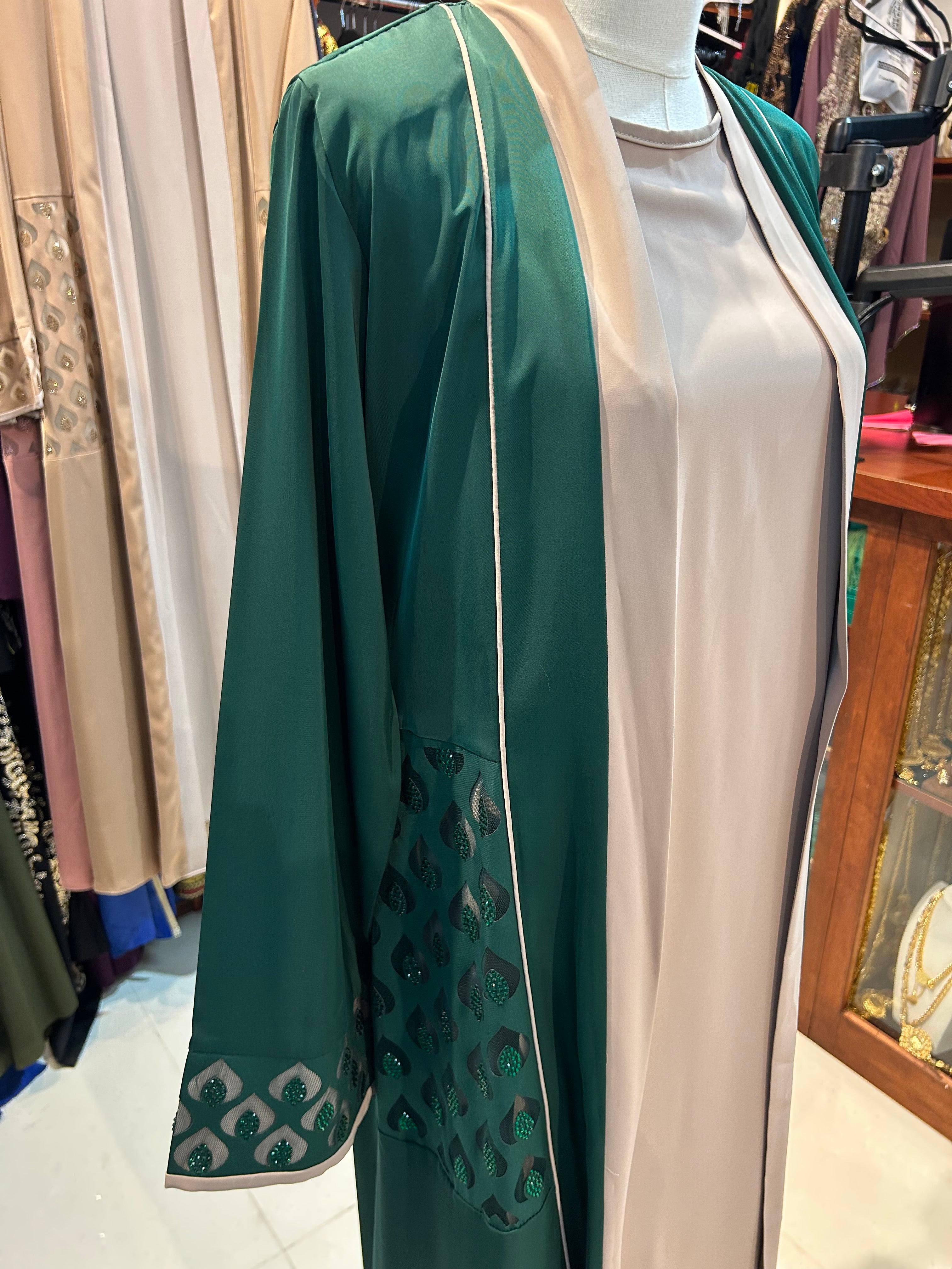 Elegant 2-Piece Abaya