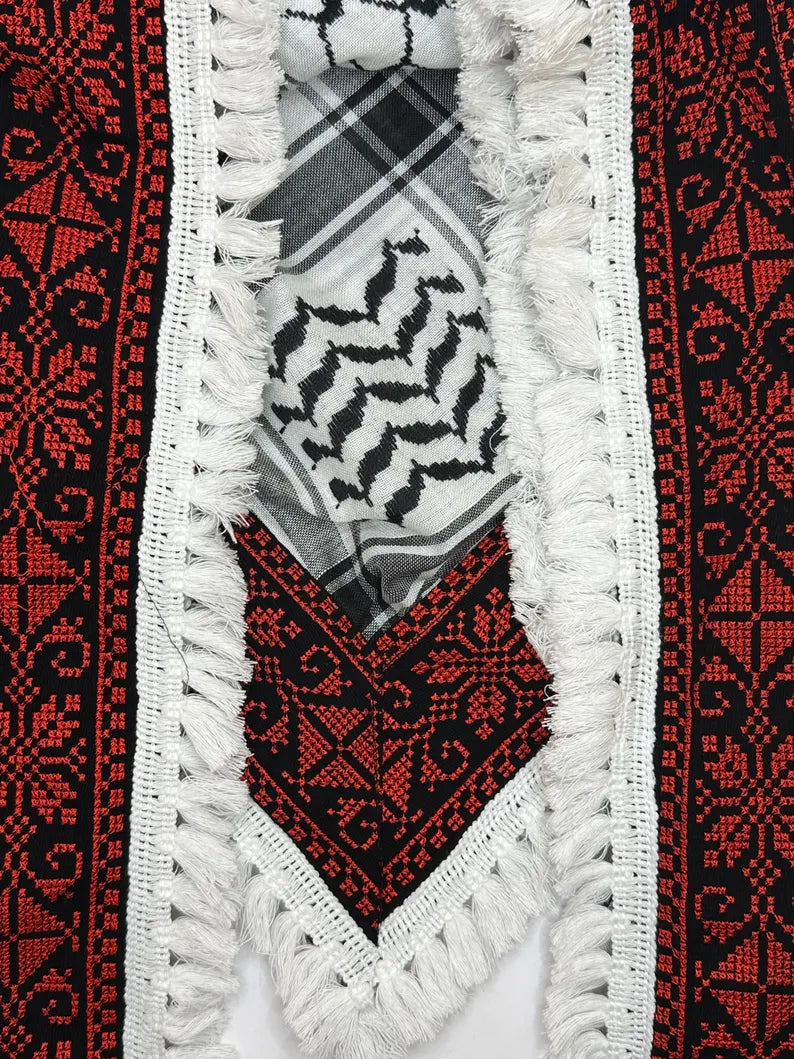 Palestinian Tatreez style Kuffieyeh made in Jordan | Hattah, Kuffeyeh, Kufiya